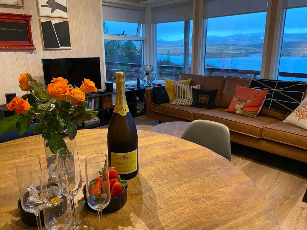 Bakkakot Lake Side Lodge Selfoss Buitenkant foto
